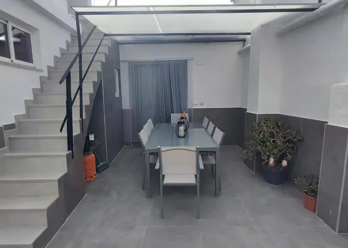 Casa Salvador, Escapada De Aventura Y Relax En Bunol